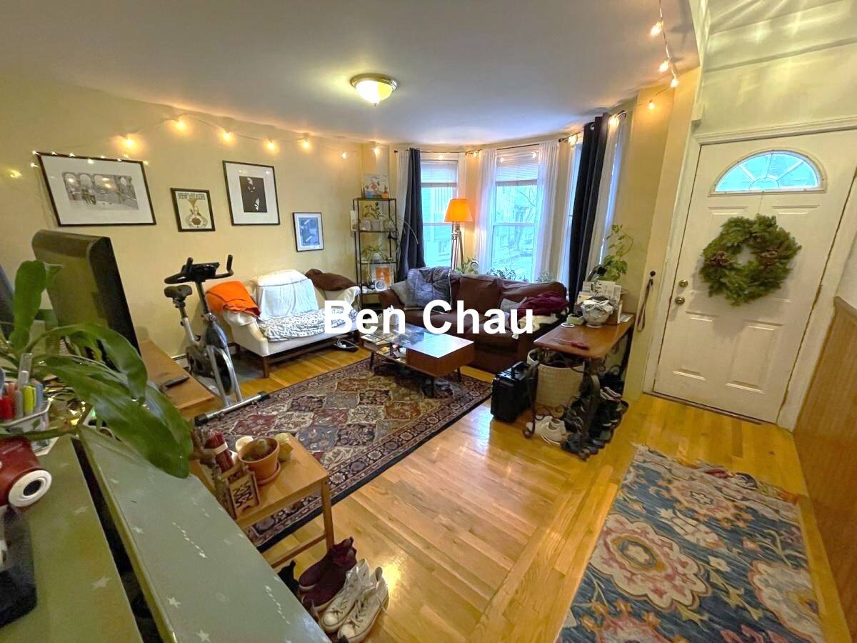 Apartment for rent at 168 Putnam Ave #168, Cambridge, MA 02139