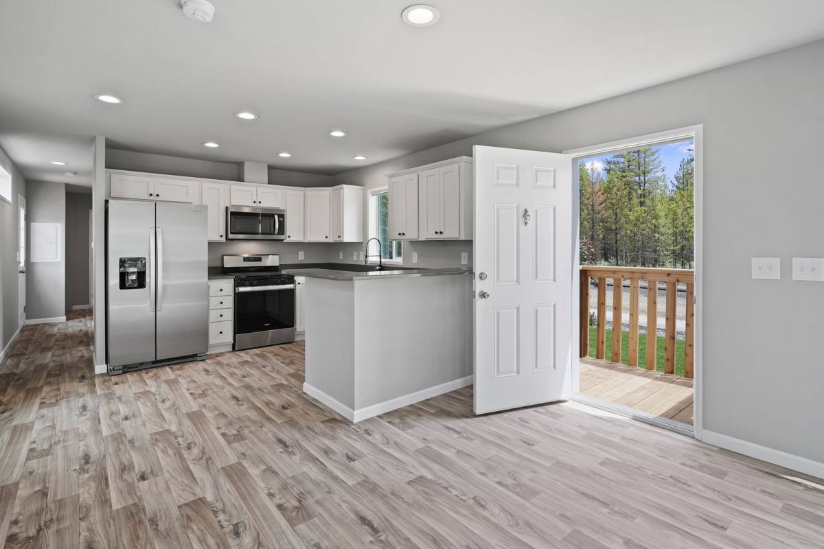 Apartment for rent at 52663 Drafter Rd, La Pine, OR 97739