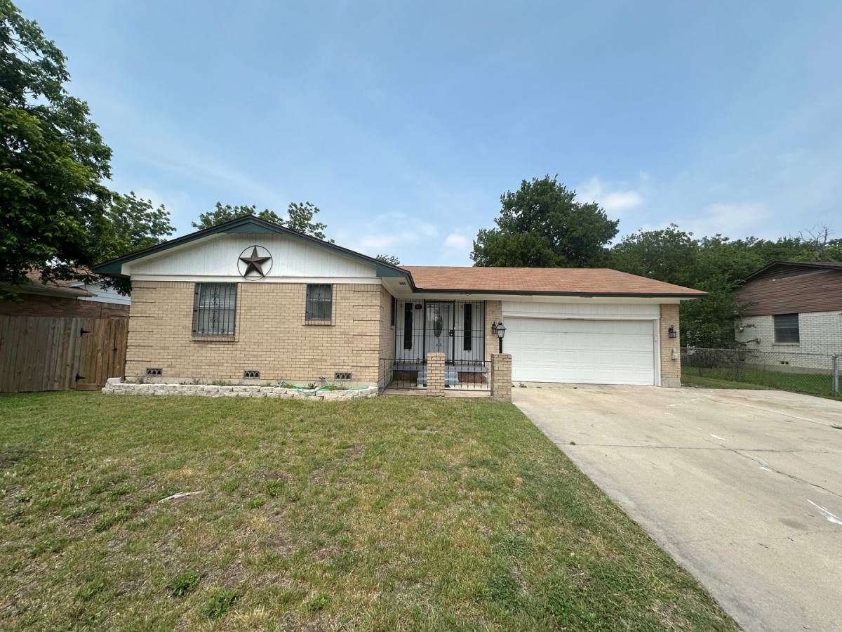 House for rent at 2203 Athens St, Killeen, TX 76541