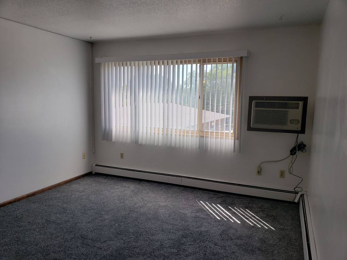 Apartment for rent at 909 12th Ave NE, Jamestown, ND 58401