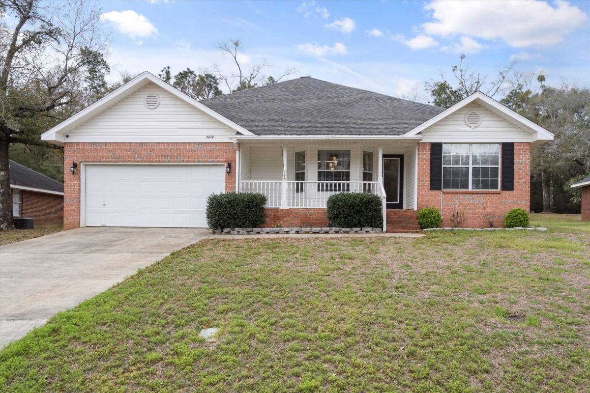 House for rent at 28491 Turkey Branch Dr, Daphne, AL 36526