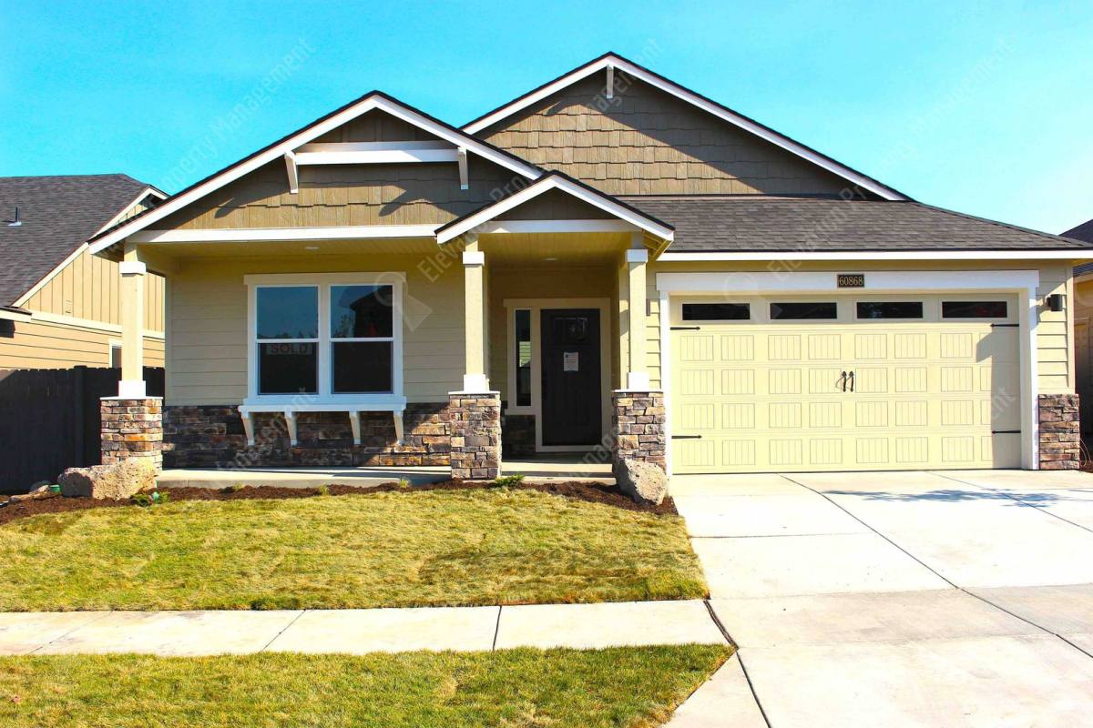 House for rent at 60868 SE Sweet Pea Dr, Bend, OR 97702
