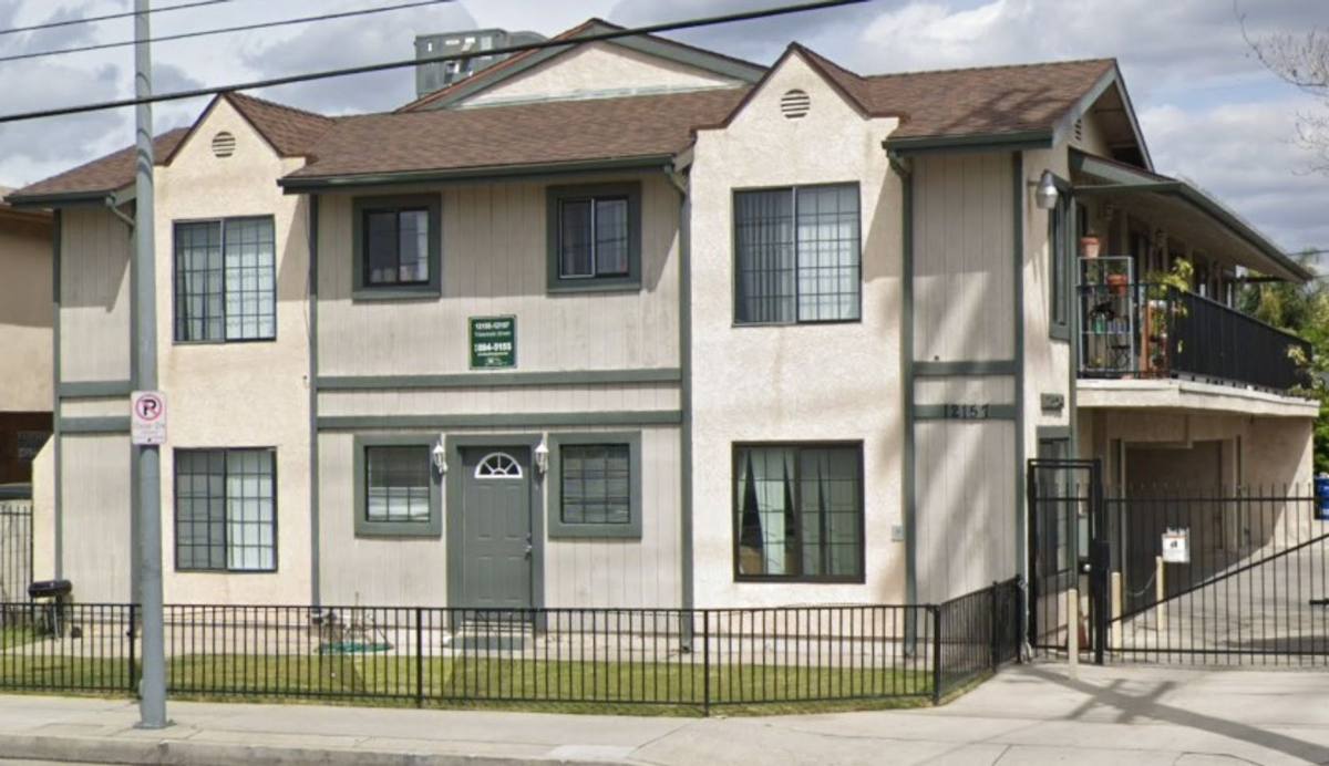 Apartment for rent at 12157 Vanowen St, North Hollywood, CA 91605