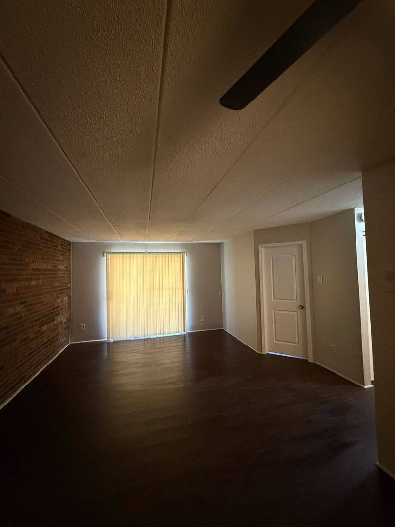Townhouse for rent at 624-628 Wayne Ave, Cincinnati, OH 45248