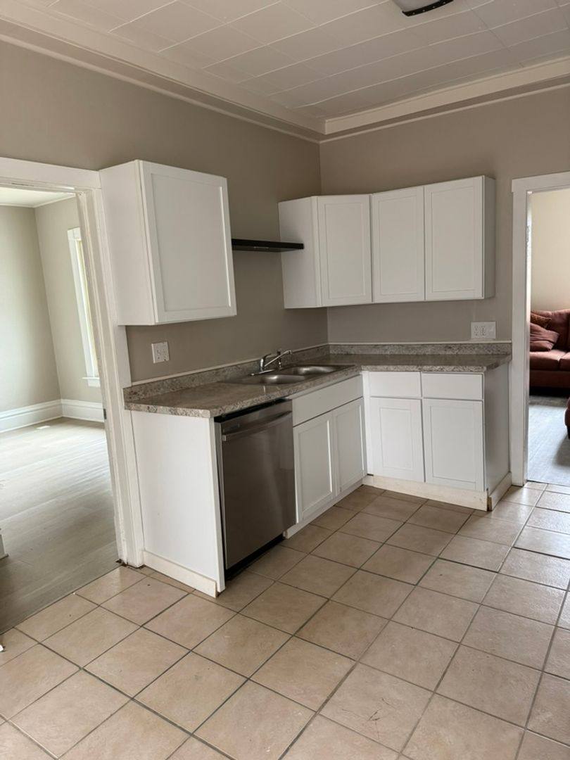 House for rent at 642 Arlington St, Dubuque, IA 52001