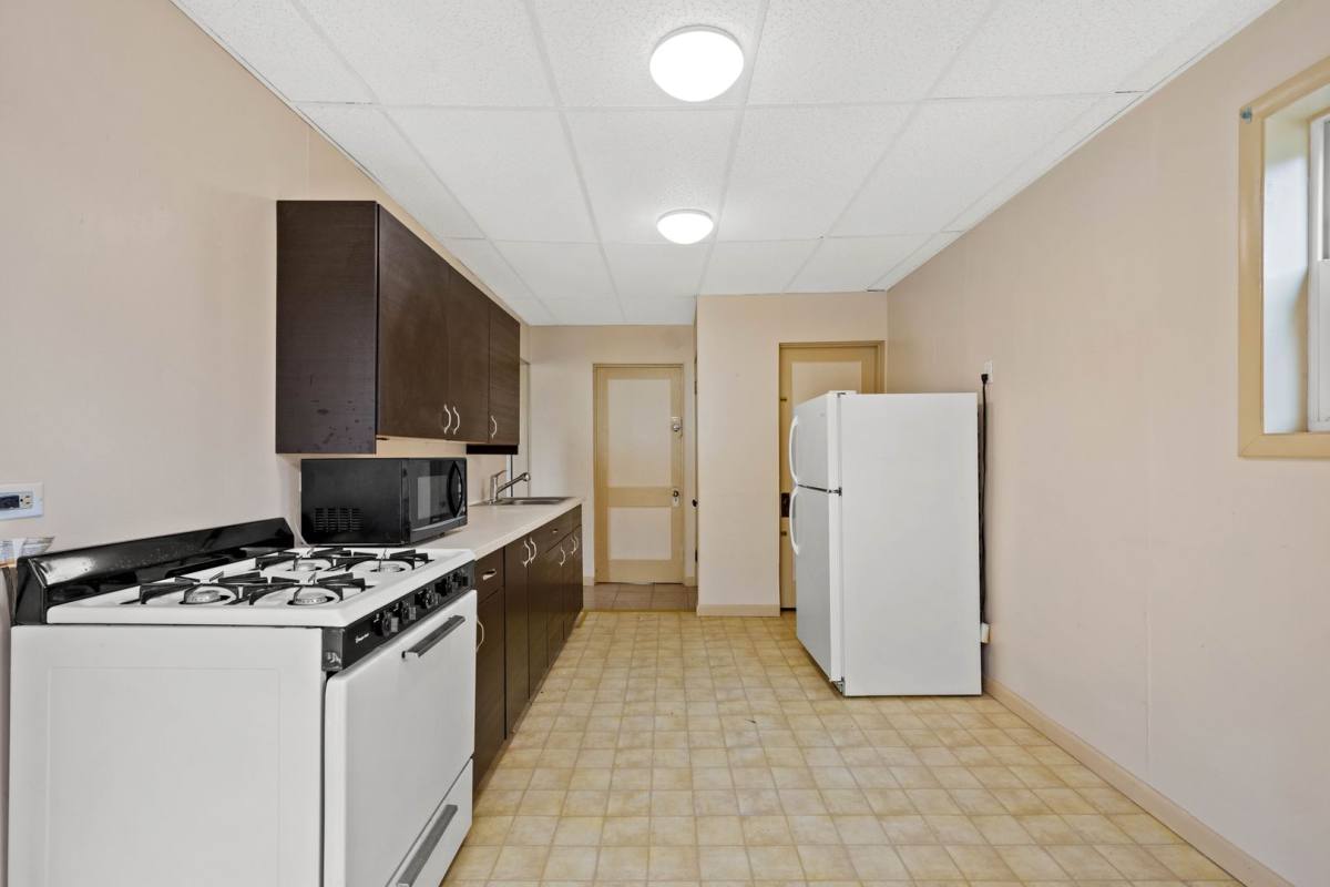 Apartment for rent at 133 Glenmore Ave, Pittsburgh, PA 15229
