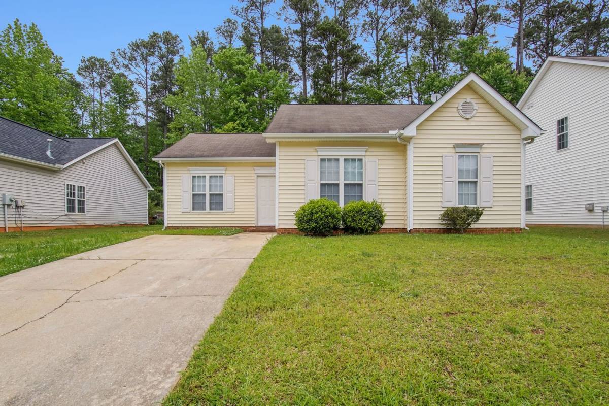 House for rent at 1117 Aaron Dr, Raleigh, NC 27610