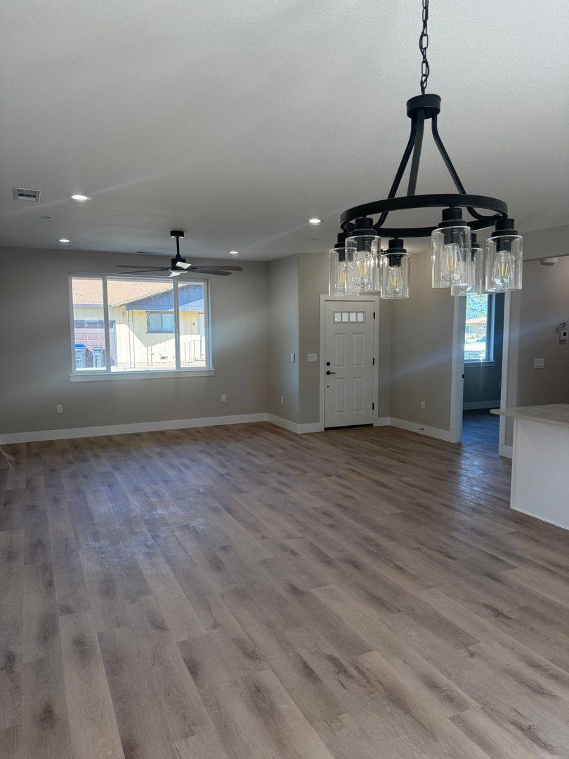 Apartment for rent at 21907 & 21909 Chimney Rock Dr, Cottonwood, CA 96022