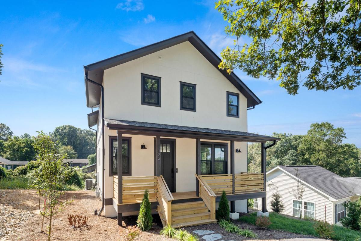 House for rent at 122 Hazel Mill Rd, Asheville, NC 28806