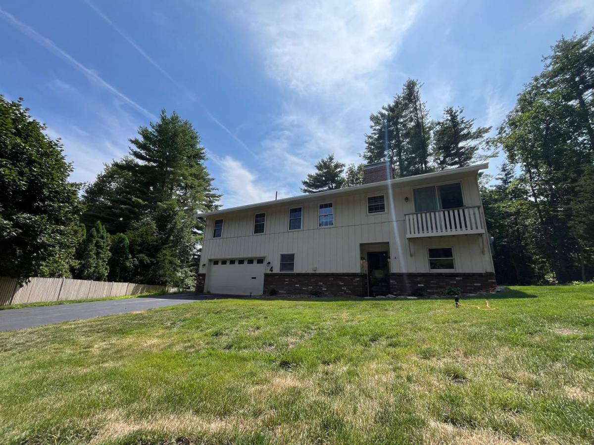 House for rent at 4 Nixon Park, Portsmouth, NH 03801
