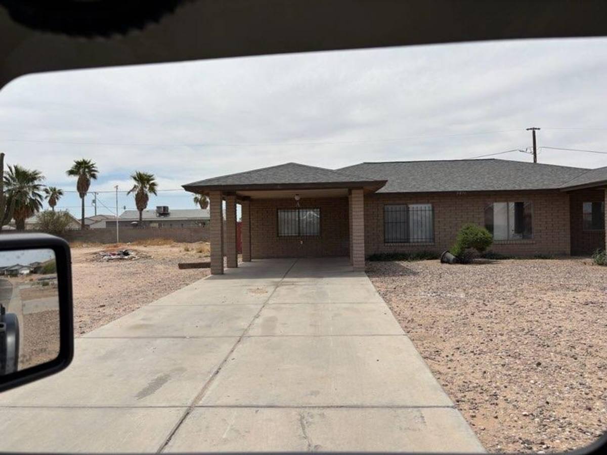 House for rent at 9871 W Santa Cruz Blvd #A, Arizona City, AZ 85123