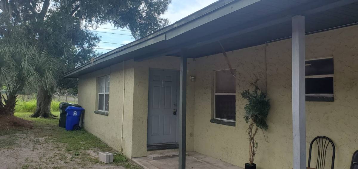 Apartment for rent at 2420-2422 Chestnut Woods Dr, Lakeland, FL 33815