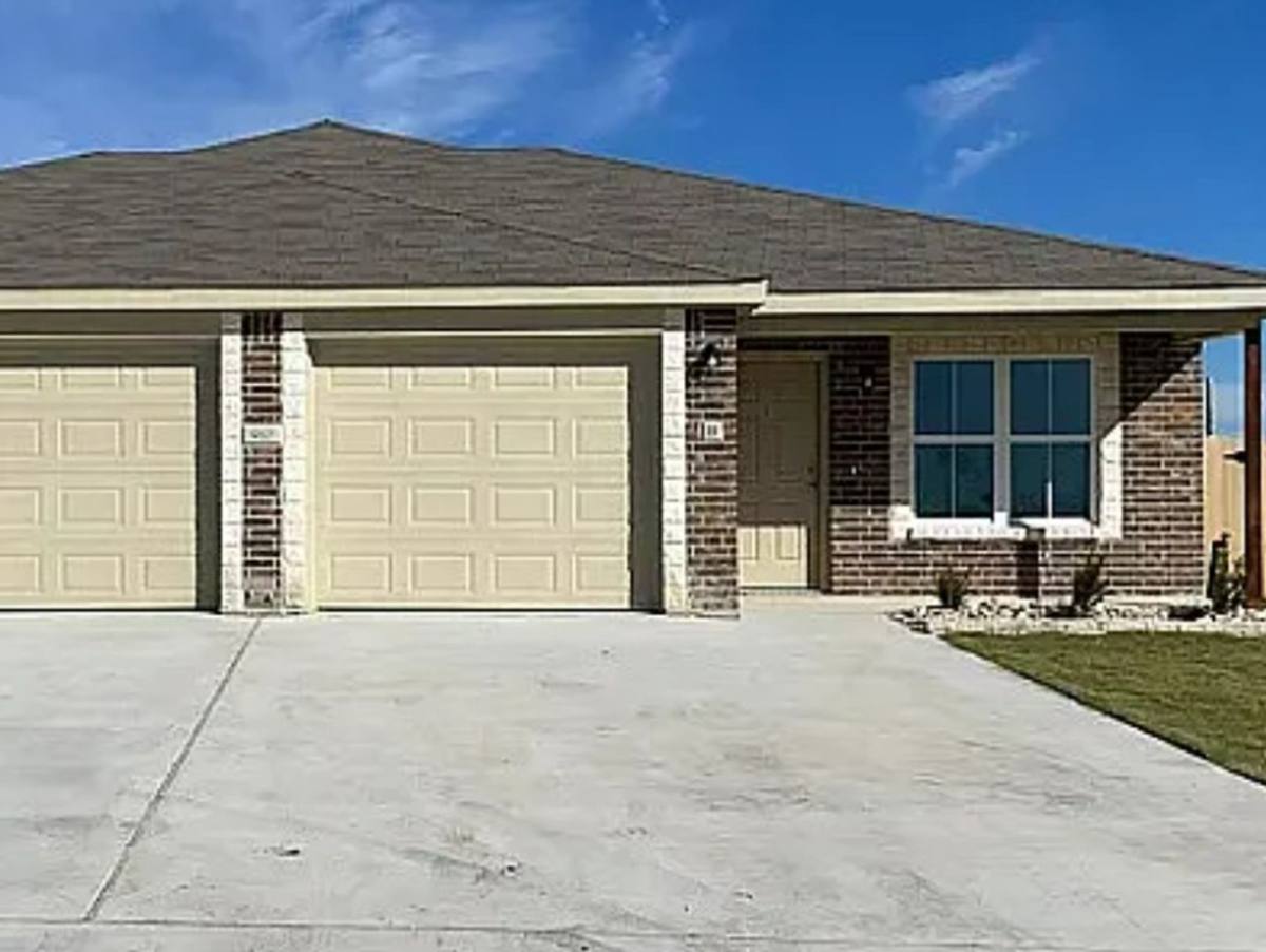 Townhouse for rent at 910 Childress Dr, Temple, TX 76501
