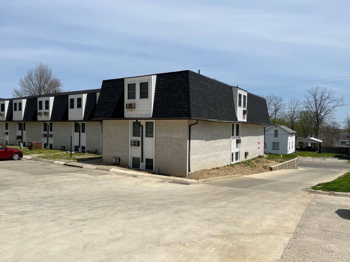 Apartment for rent at 140 Wood St, Mansfield, OH 44903