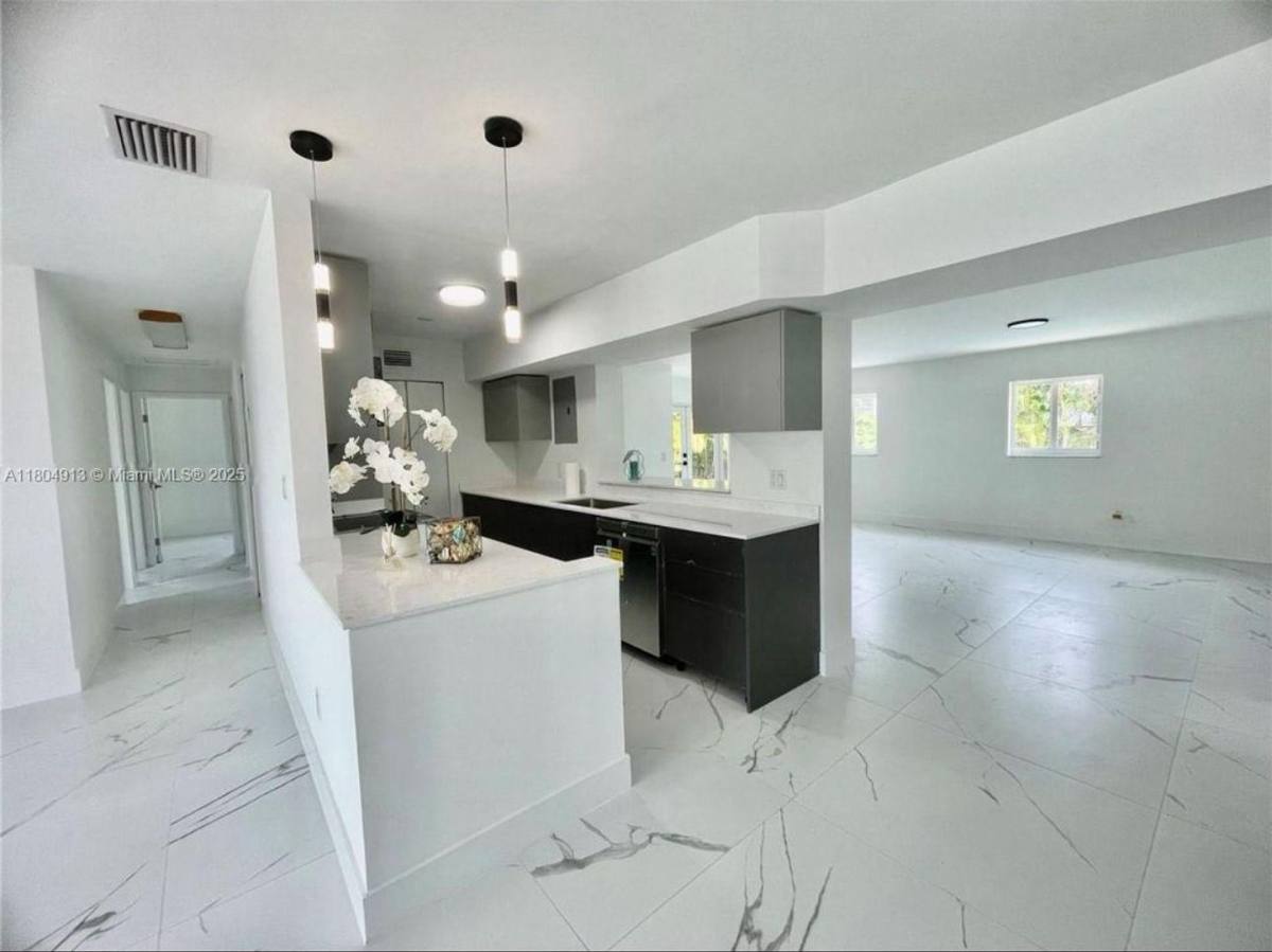 House for rent at 11520 SW 57th St, Miami, FL 33173