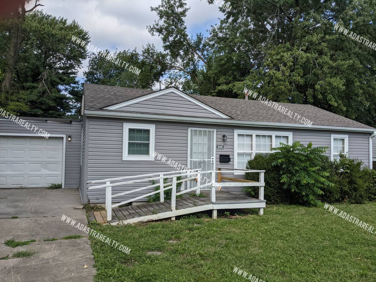 House for rent at 10006 Drury Ave, Kansas City, MO 64137