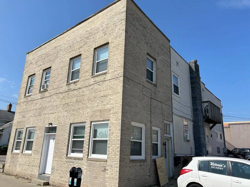 Apartment for rent at 119 S Walnut St #C, Appleton, WI 54911