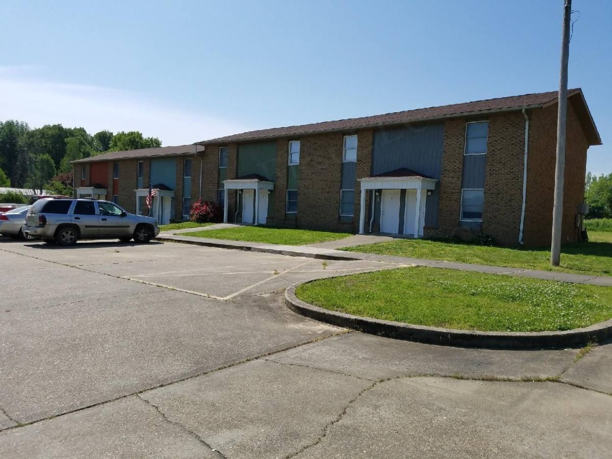 Townhouse for rent at 11925 S 2 Mile Rd, Dexter, MO 63841