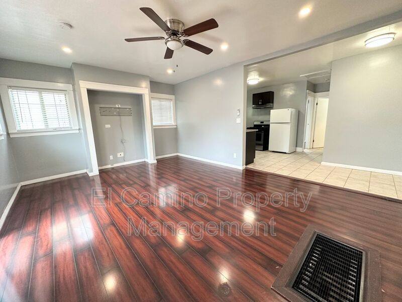 Apartment for rent at 3728 E 14th St, Long Beach, CA 90804