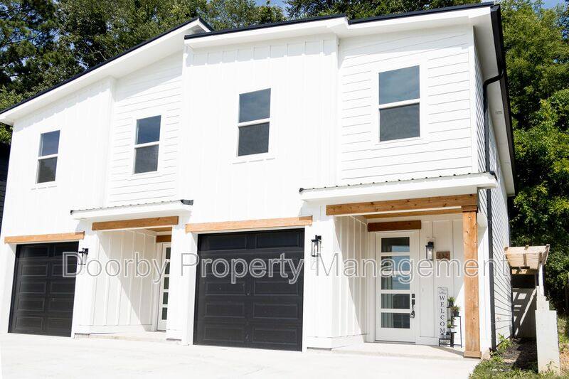 Townhouse for rent at 432 Wayne Ave, Chattanooga, TN 37405