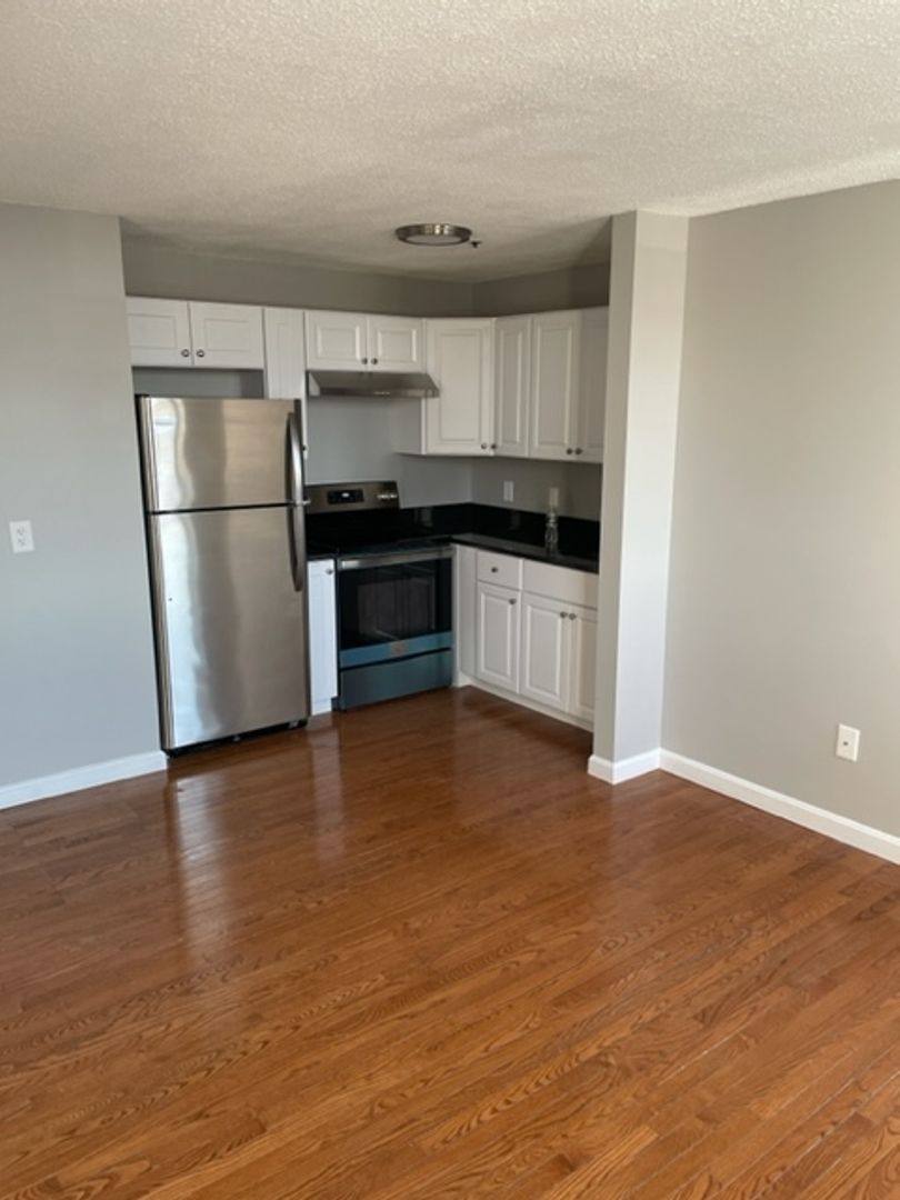 Apartment for rent at 7 Central St, Peabody, MA 01960