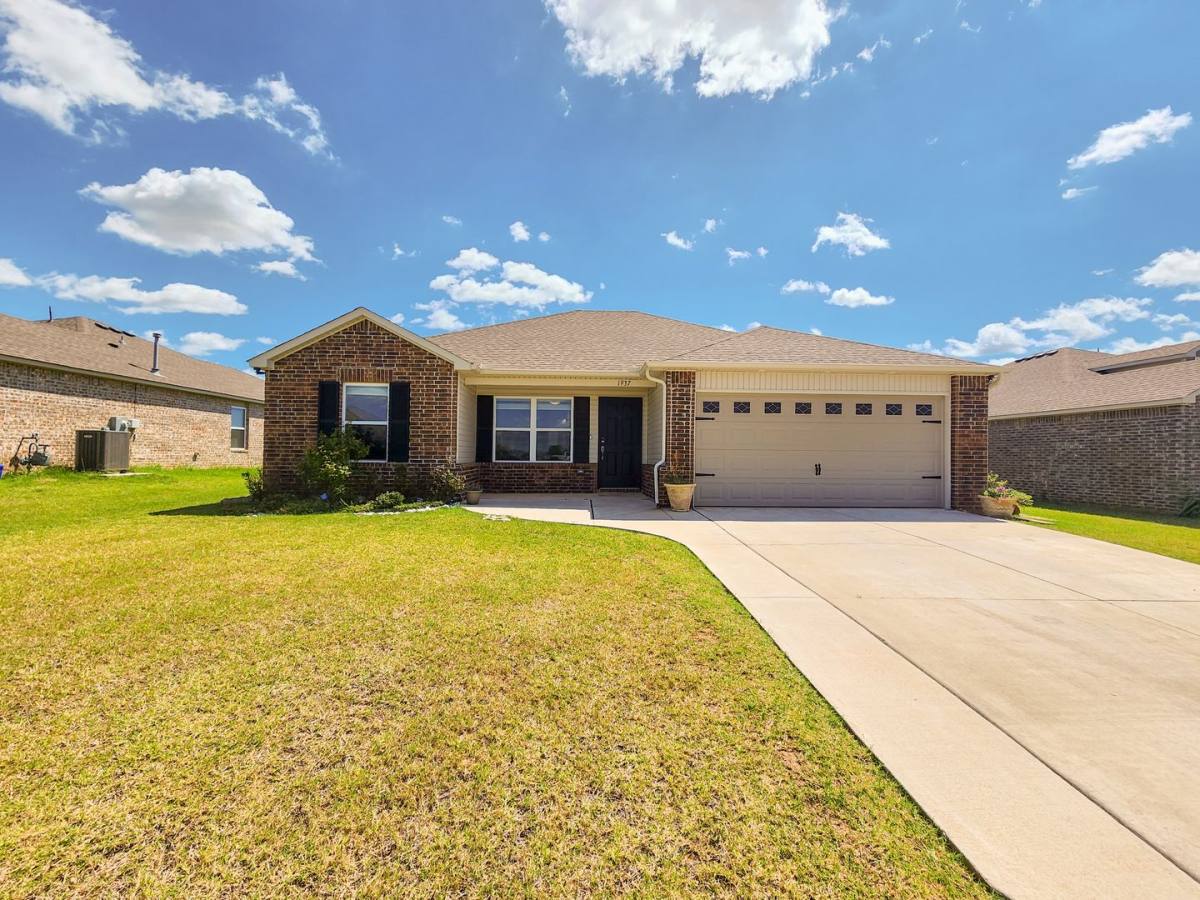 House for rent at 1937 Timber Dale Dr, Shawnee, OK 74804