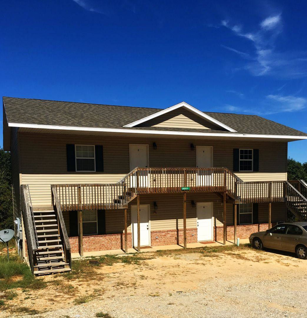 Apartment for rent at 20902 Humanity Lane, Saint Robert, MO 65584
