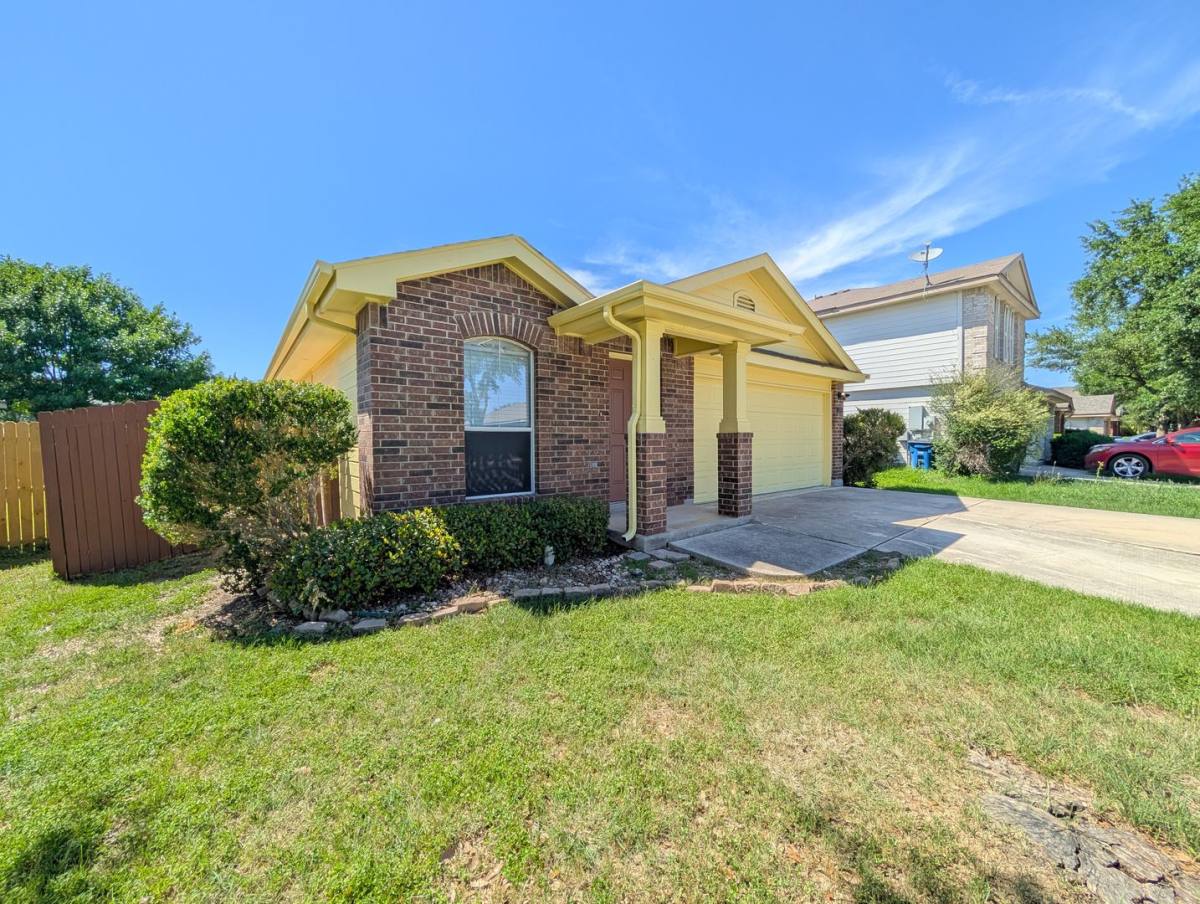 House for rent at 369 Starling Creek, New Braunfels, TX 78130