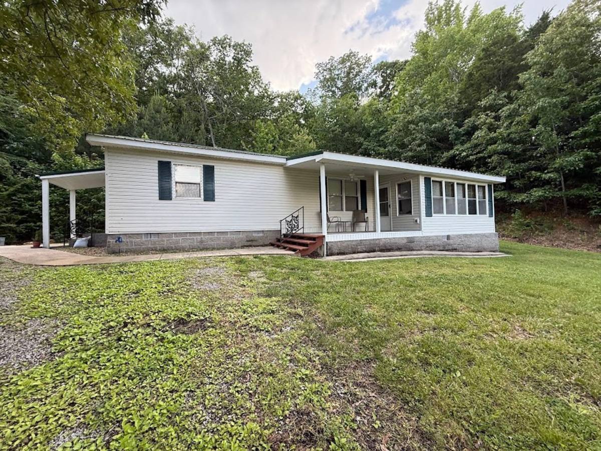 House for rent at 237 Lakeshore Dr, New Concord, KY 42076