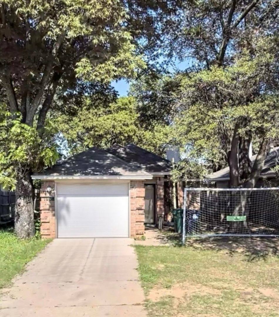 House for rent at 1008 Mack Place, Denton, TX 76204