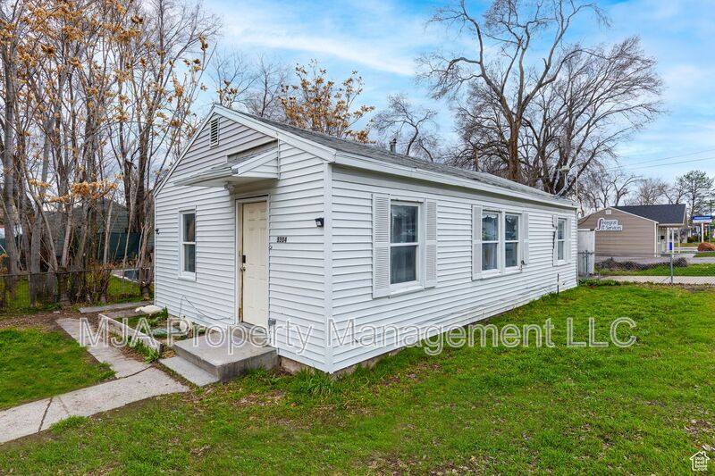 House for rent at 3304 S 460 E, Salt Lake City, UT 84115