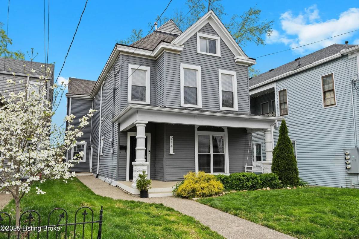 Apartment for rent at 214 Pope St, Louisville, KY 40206