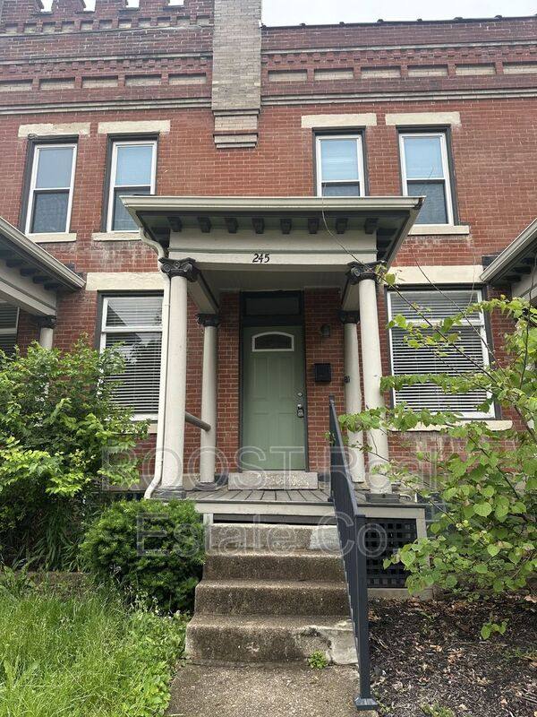 Townhouse for rent at 245 Miller Ave, Columbus, OH 43205