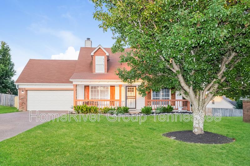 House for rent at 70 Oakleaf Cove, Oakland, TN 38060