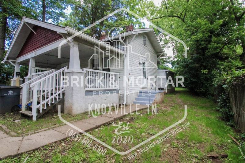 Apartment for rent at 1123 Chickamauga Ave #2, Knoxville, TN 37917