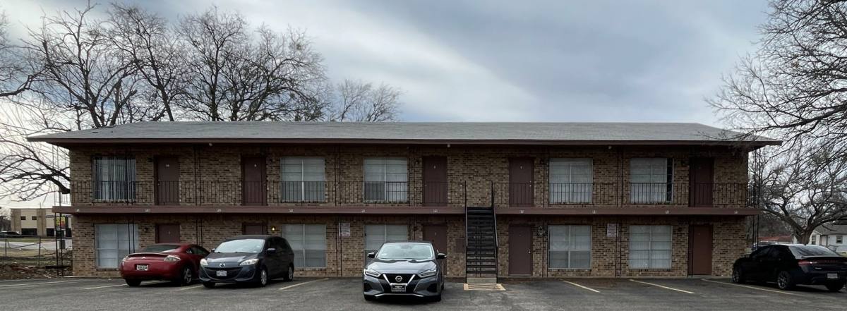 Apartment for rent at 201 W Lincoln Ave, Copperas Cove, TX 76522