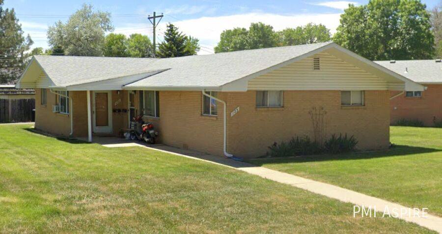 Apartment for rent at 121 Valentine Lane, Longmont, CO 80501