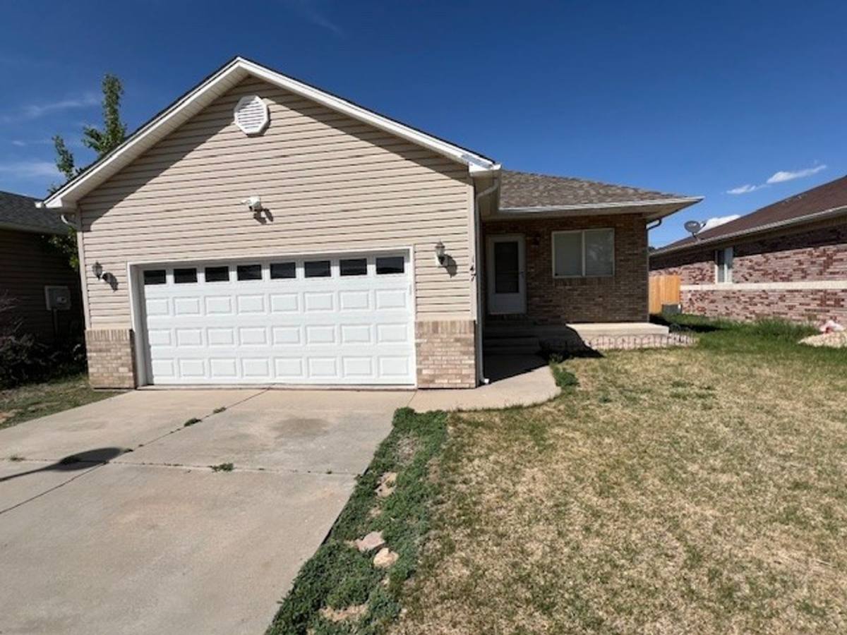Apartment for rent at 147 Calabria Dr, Windsor, CO 80550