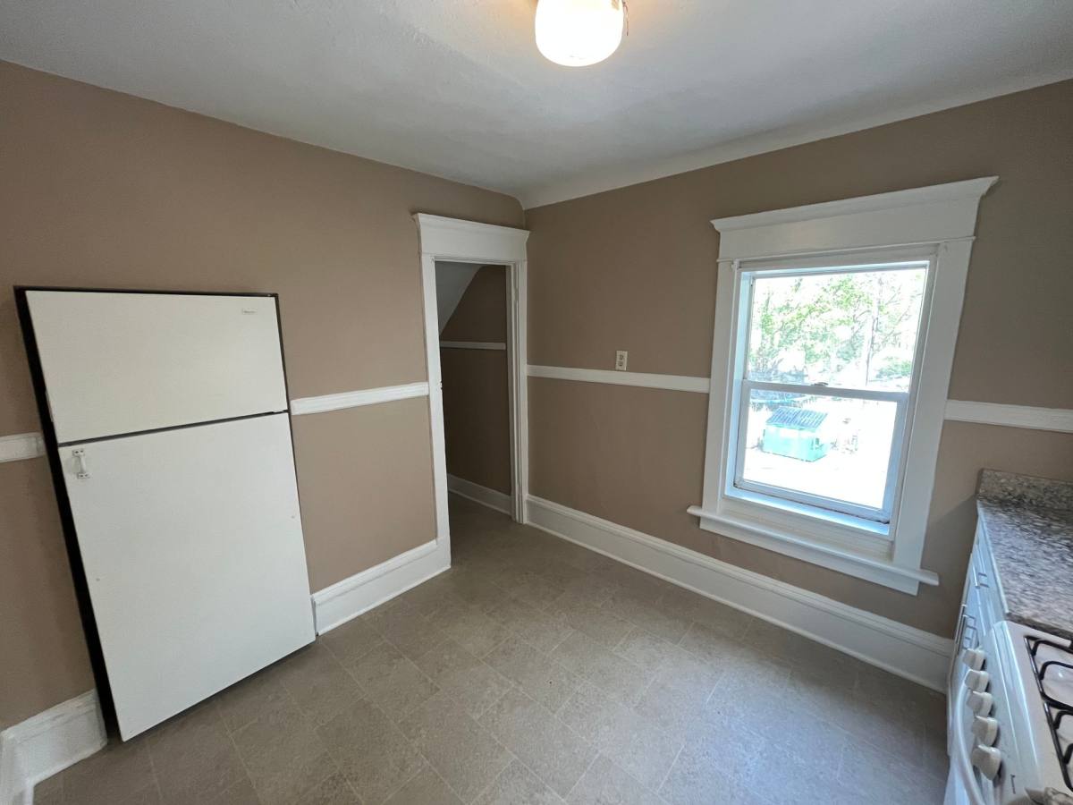 Apartment for rent at 560 Bellows St, Saint Paul, MN 55107