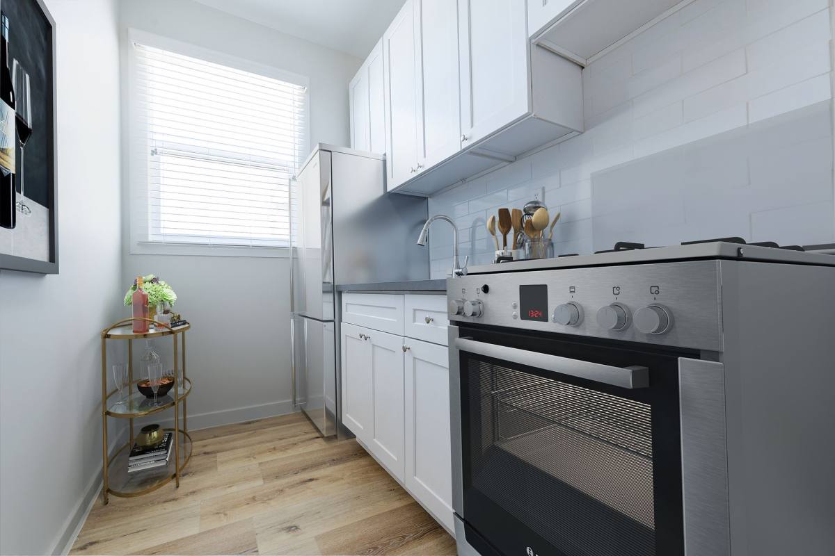 Apartment for rent at 915 Kenmore Ave, Los Angeles, CA 90006