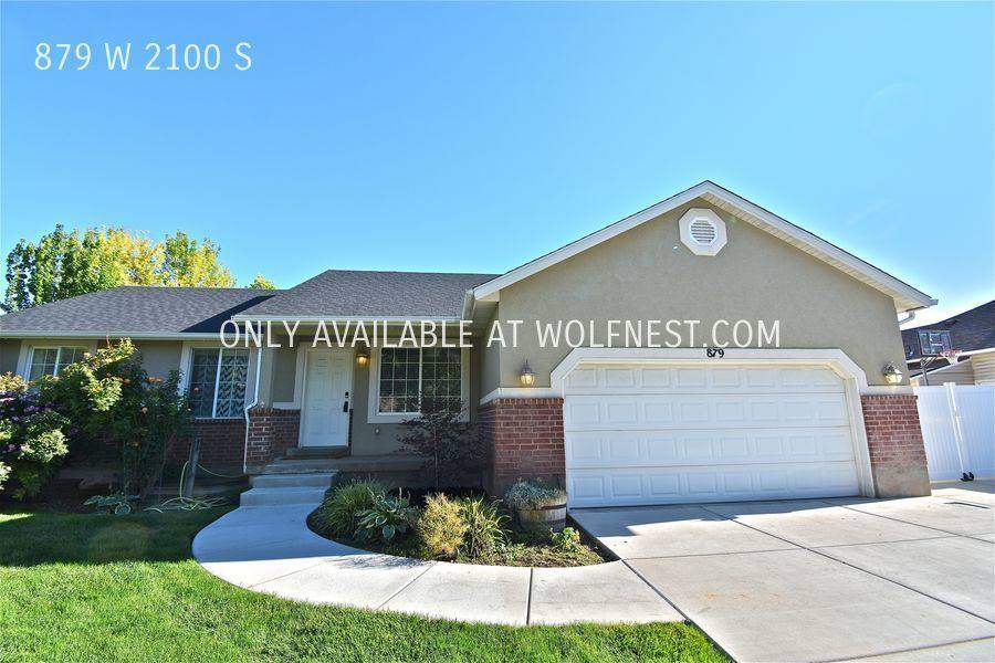 House for rent at 879 W 2100 S, Woods Cross, UT 84087