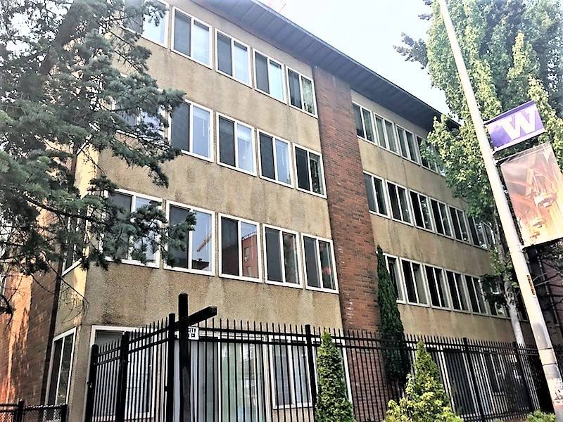 Apartment for rent at 4225 11th Ave NE, Seattle, WA 98105
