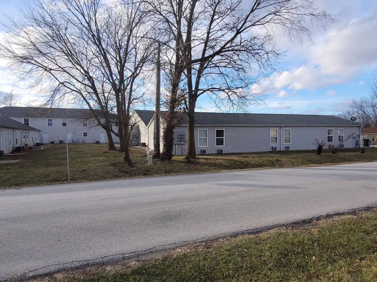 Townhouse for rent at 745 Wabash St, Warrenton, MO 63383