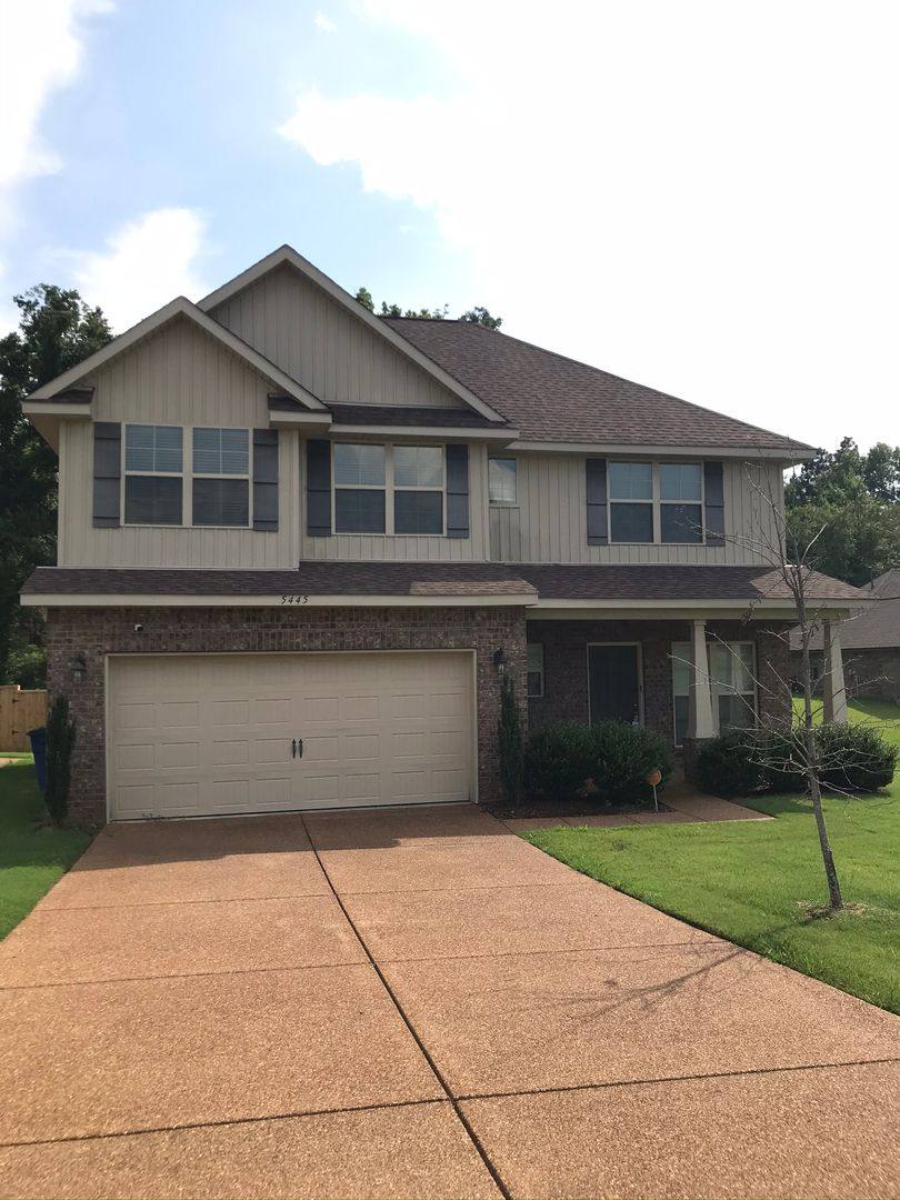 House for rent at 5445 Branchview Dr, Olive Branch, MS 38654