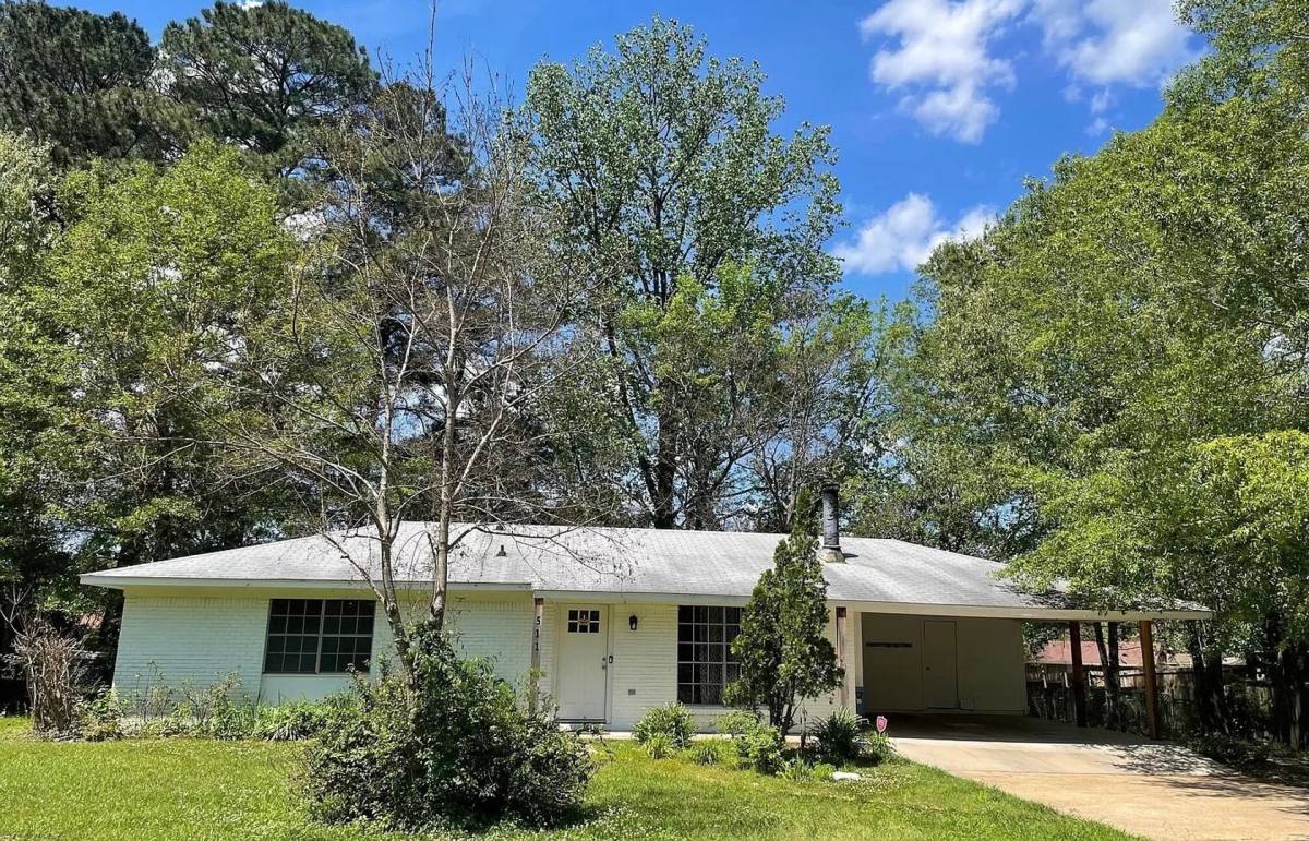 House for rent at 511 Tammy Dr, Pearl, MS 39208