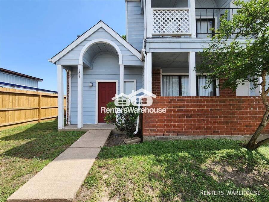 Condo for rent at 14550 Fonmeadow Dr #1507, Houston, TX 77035