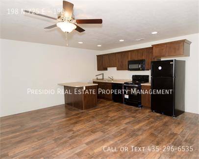 Townhouse for rent at 198 N 725 E #198, Orem, UT 84058