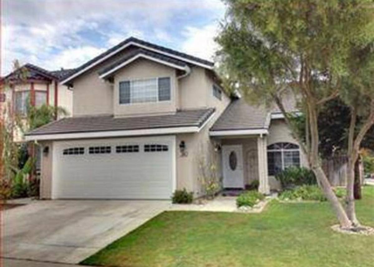 House for rent at 1660 El Camino De Vida, Hollister, CA 95023