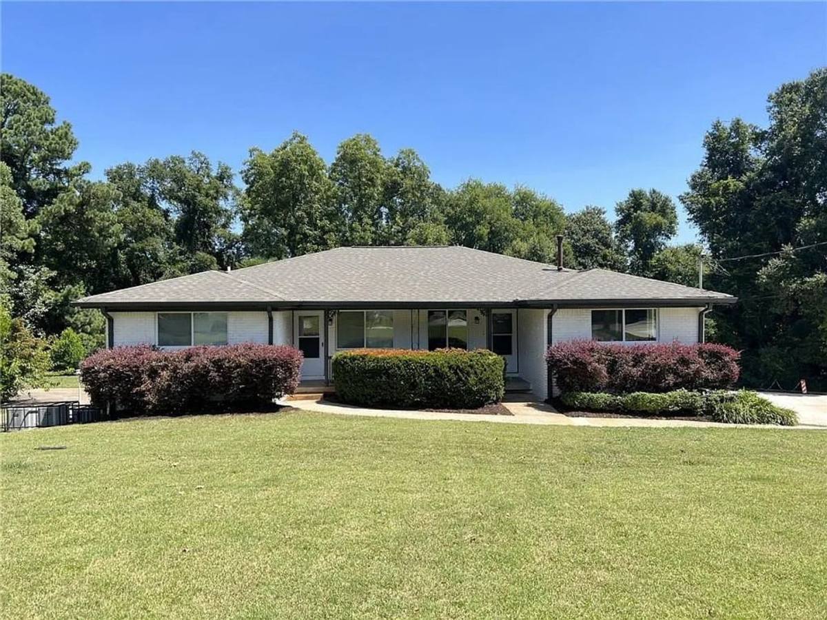 Apartment for rent at 2060 Nettie Court, Decatur, GA 30032