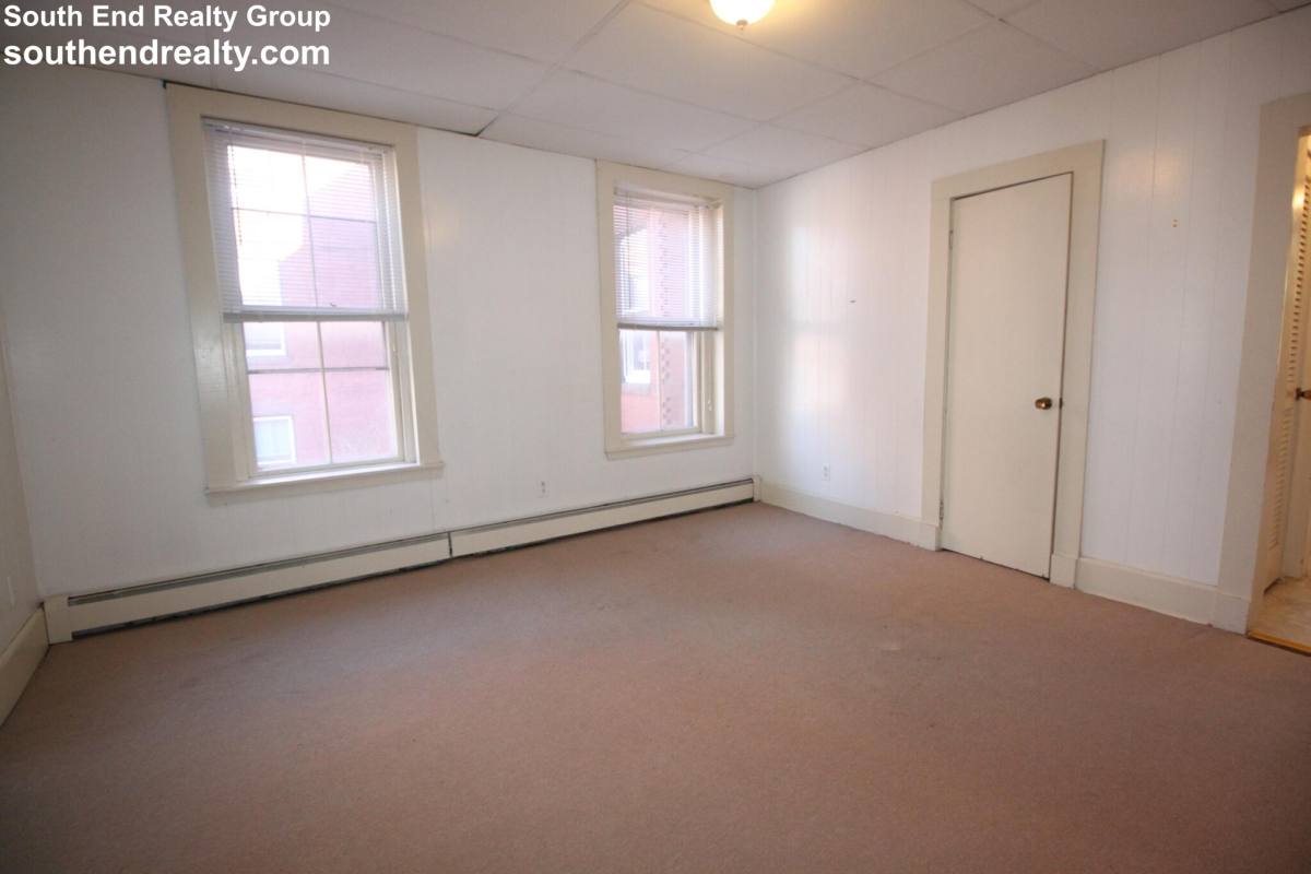 Apartment for rent at 7 Putnam St #2L, Somerville, MA 02143